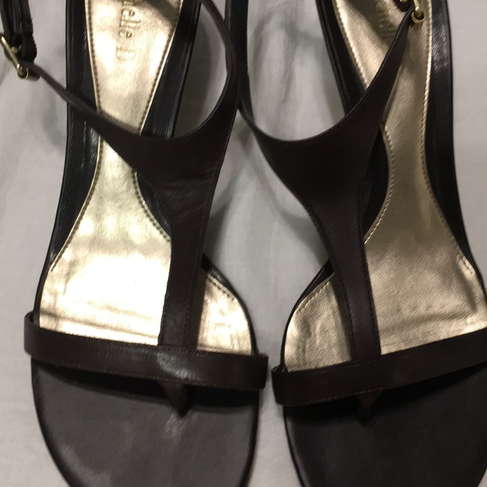 Brown sandals kitten heal, butter soft leather.